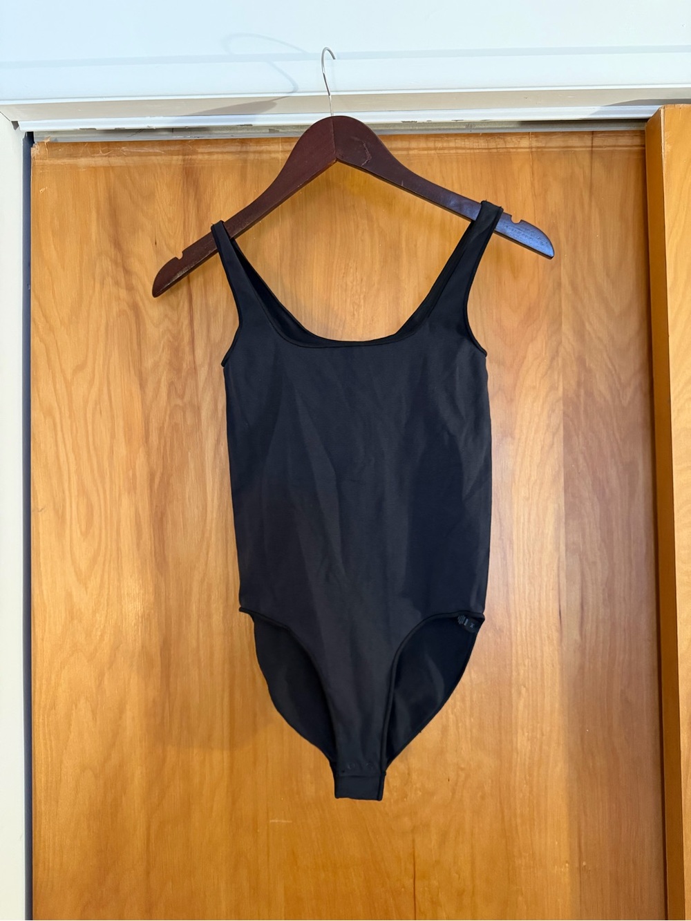 SKIMS Fits Everybody Onyx Black bodysuit